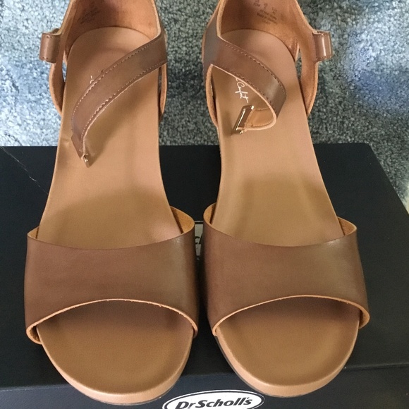 Shoes - Picture 1 of 4